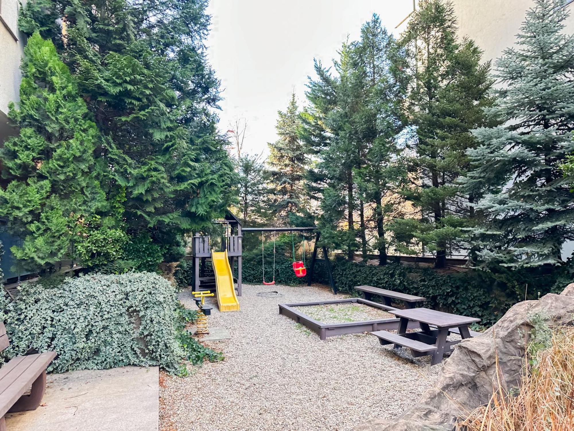 Garden Apartment - Herastrau Park 3Min Walk Bucharest Exterior photo